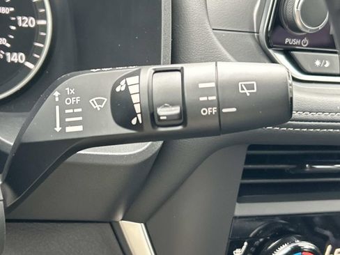 New 2026 Nissan Rogue SV AWD/4WD image 32