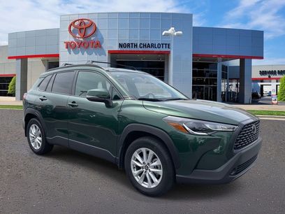 Used 2023 Toyota Corolla Cross LE w/ Moonroof Package
