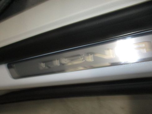 New 2026 GMC Acadia Denali w/ Super Cruise Package AWD/4WD image 16