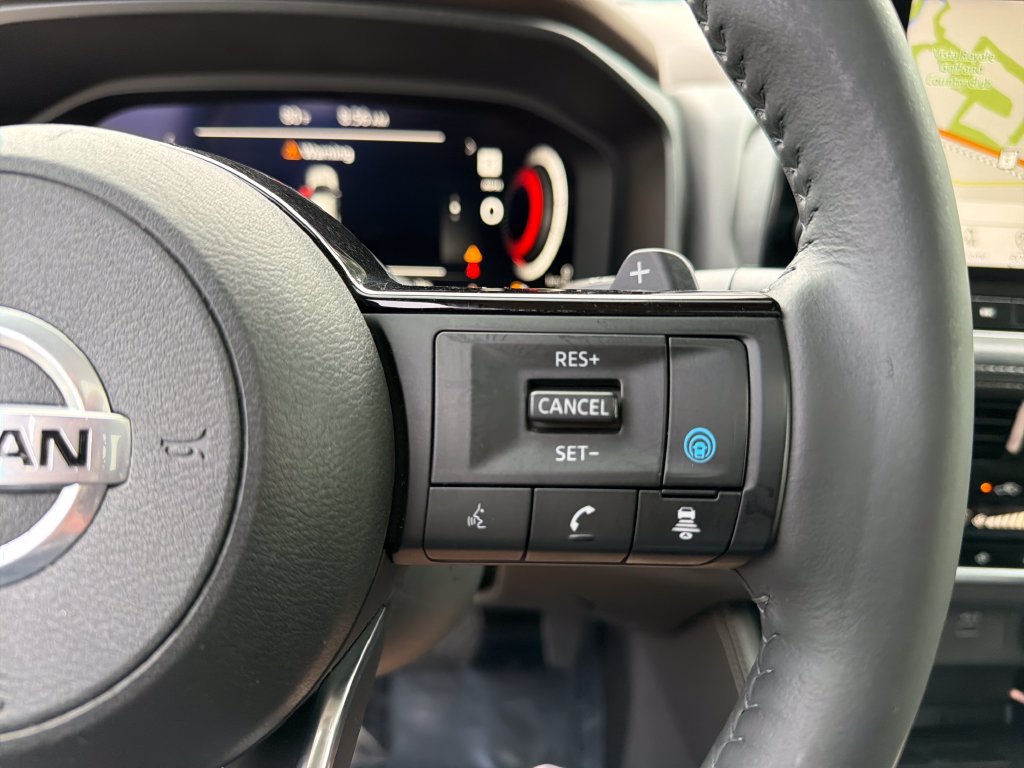 Used 2021 Nissan Rogue Platinum AWD/4WD image 24
