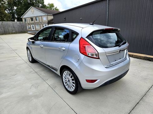 Used 2016 Ford Fiesta Titanium image 6