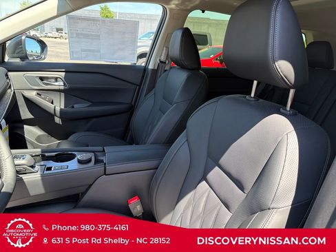 New 2026 Nissan Rogue Platinum AWD/4WD image 14