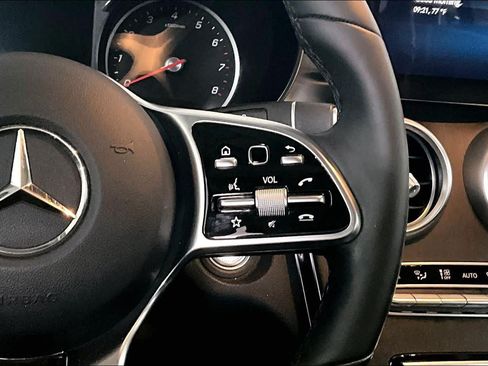 Certified 2021 Mercedes-Benz GLC 300 4MATIC image 25