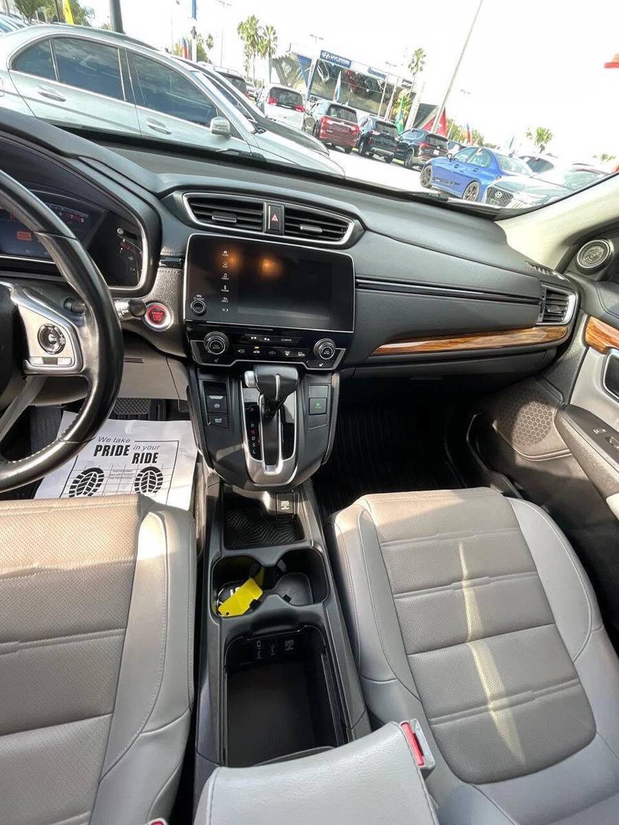Used 2019 Honda CR-V Touring image 10