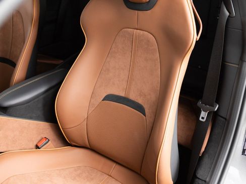 Certified 2024 Ferrari Roma image 41