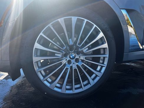 New 2026 BMW X7 xDrive40i image 9
