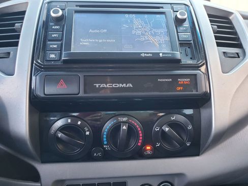 Used 2015 Toyota Tacoma PreRunner w/ TRD Off-Road Package image 41