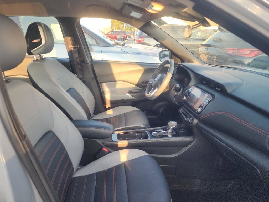 Certified 2024 Nissan Kicks SR w/ SR Premium Package FWD image 35