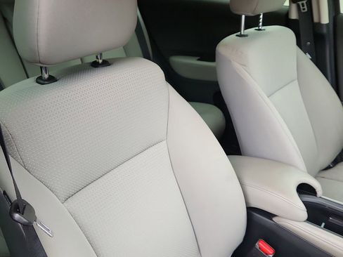 Used 2020 Honda HR-V LX image 14