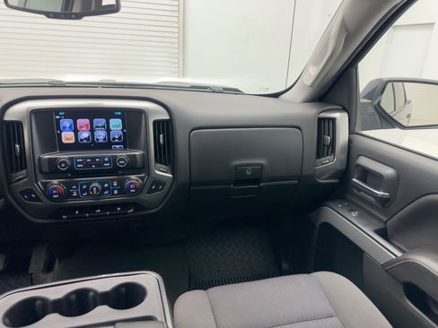 Used 2018 Chevrolet Silverado 1500 LT w/ All Star Edition image 25