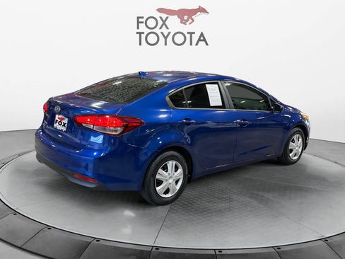 Used 2018 Kia Forte LX w/ LX Popular Package image 5