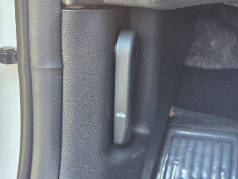 New 2026 Kia Sportage EX image 16