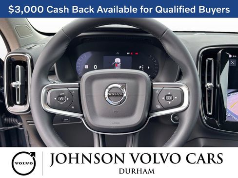 New 2026 Volvo XC40 B5 Core w/ Climate Package image 15