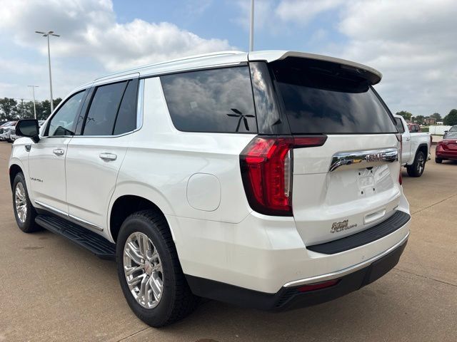 Used 2023 GMC Yukon SLT w/ SLT Premium Package AWD/4WD image 5