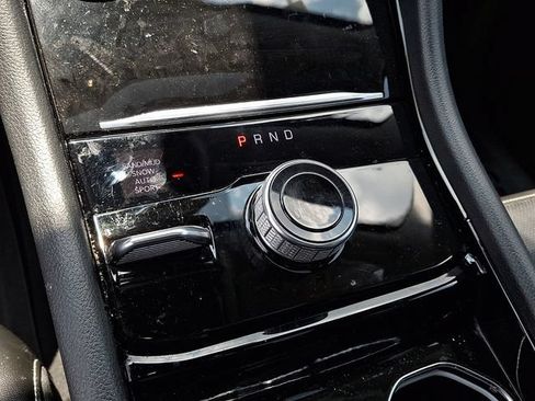 Used 2023 Jeep Grand Cherokee Limited w/ Luxury Tech Group II AWD/4WD image 11
