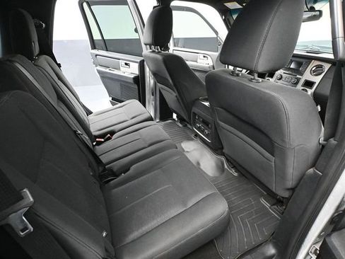 Used 2017 Ford Expedition XLT AWD/4WD image 44