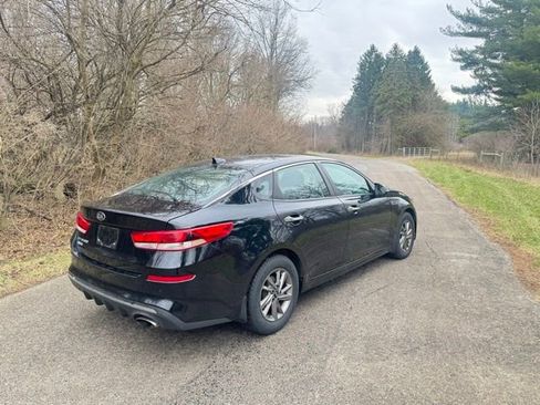 Certified 2020 Kia Optima LX image 3