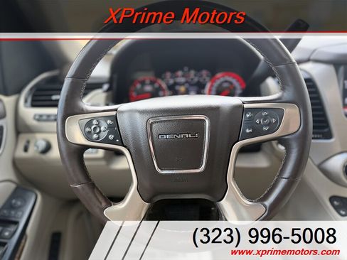 Used 2015 GMC Yukon Denali w/ Premium Package RWD image 21