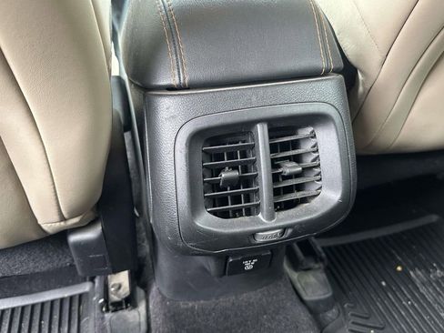 Used 2016 Jeep Cherokee Limited w/ Luxury Group image 14