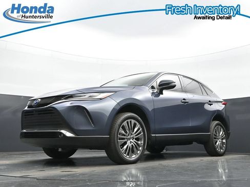 Used 2023 Toyota Venza Limited AWD/4WD image 30