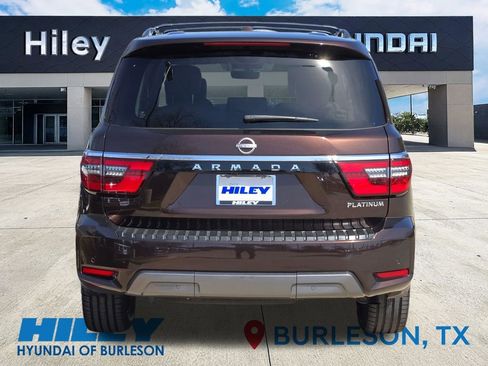 Used 2021 Nissan Armada Platinum w/ Captain's Chairs Package image 5