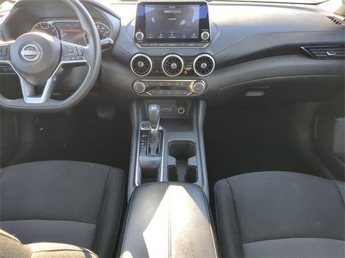 Used 2024 Nissan Sentra SV image 17