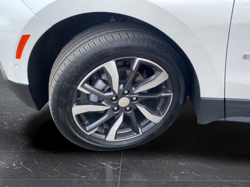 Used 2023 Chevrolet Equinox Premier AWD/4WD image 37