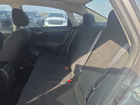 Used 2019 Nissan Sentra S FWD image 41