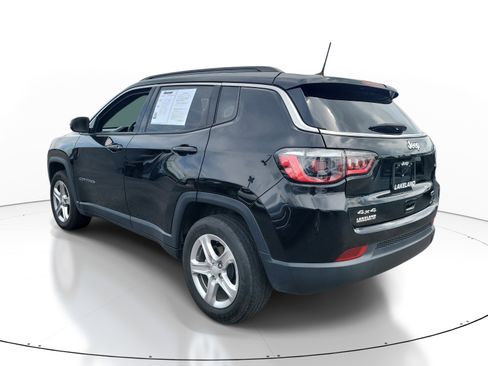 Used 2023 Jeep Compass Latitude AWD/4WD image 6