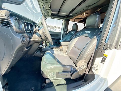 Used 2021 Jeep Wrangler Sport AWD/4WD image 23