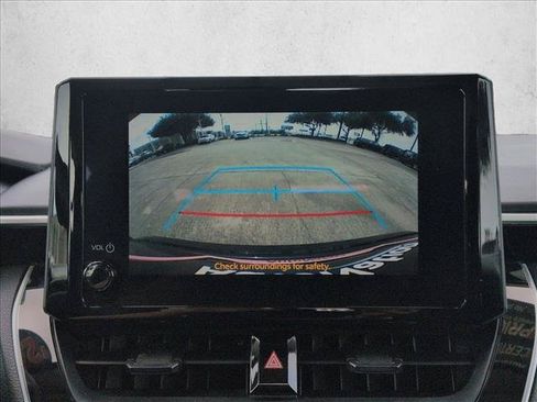 Used 2024 Toyota Corolla LE FWD image 12