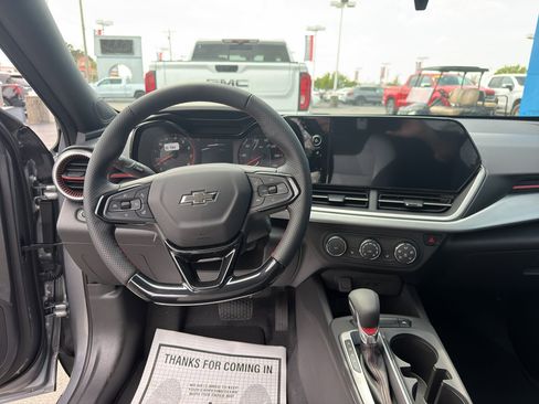 New 2026 Chevrolet Trax RS FWD image 10