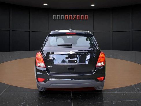 Used 2019 Chevrolet Trax LS image 11