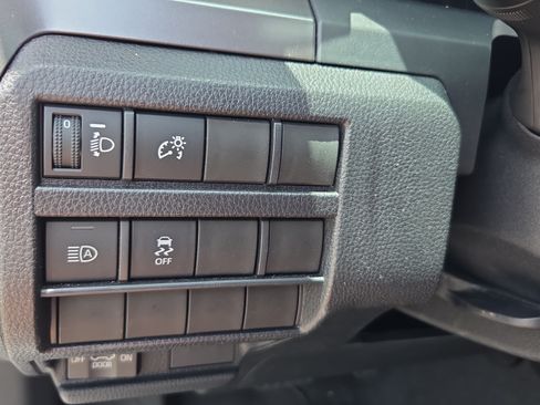 Certified 2026 Toyota Tacoma SR5 AWD/4WD image 20