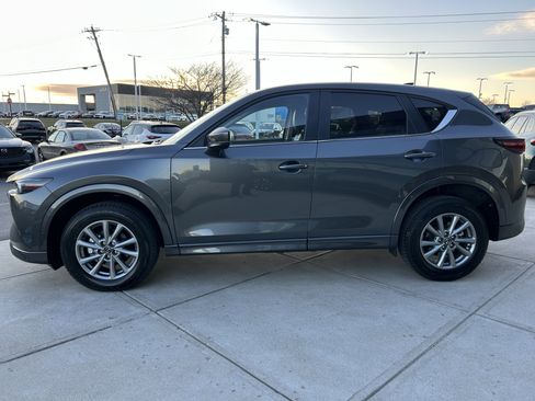 Certified 2025 MAZDA CX-5 AWD 2.5 S w/ Preferred Package image 4