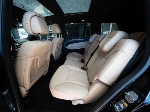 Used 2018 Mercedes-Benz GLS 550 GLS 550 image 22