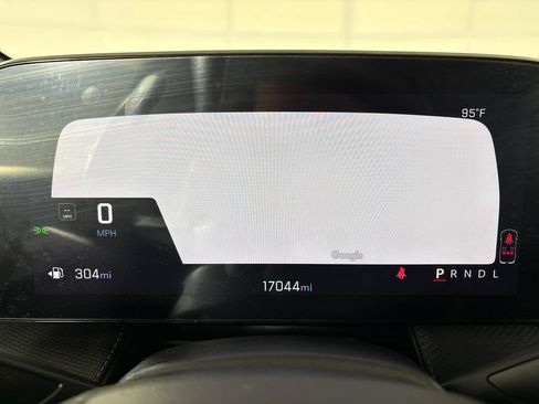 Used 2025 Chevrolet Equinox LT w/ Safety and Technology Package FWD image 19