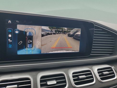 New 2026 Mercedes-Benz GLS 450 4MATIC image 22