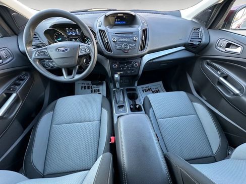 Used 2017 Ford Escape SE image 10