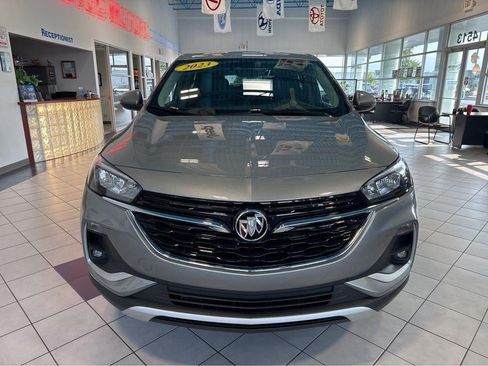 Used 2023 Buick Encore GX Preferred AWD/4WD image 2