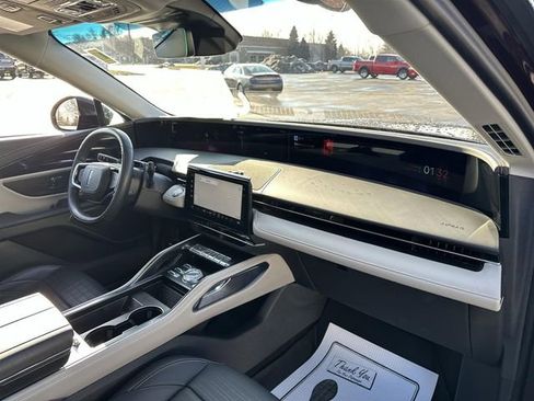 Used 2024 Lincoln Nautilus Reserve w/ Equipment Group 202A image 30