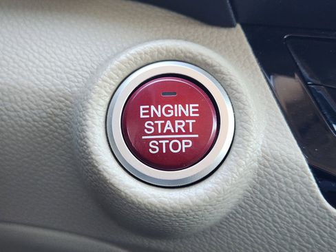 Used 2017 Honda Accord EX-L image 24