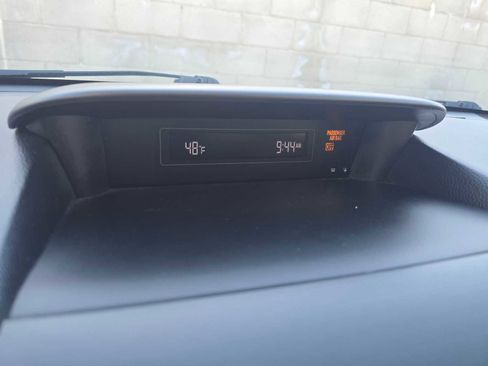 Used 2014 Subaru Impreza 2.0i Premium w/ All-Weather Package w/CVT image 26