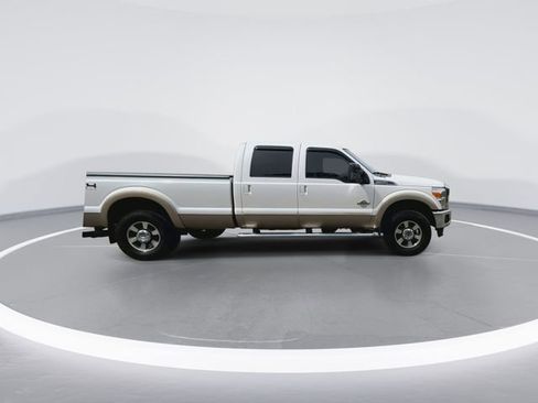 Used 2011 Ford F250 Lariat w/ Lariat Interior Pkg image 13