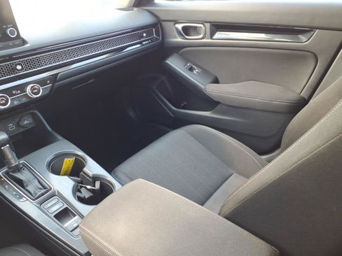 Used 2022 Honda Civic EX image 19