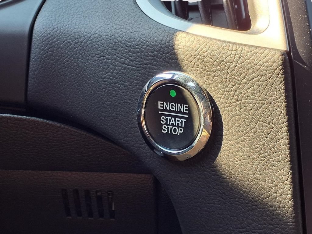 Used 2023 Ford Edge ST-Line AWD/4WD image 15