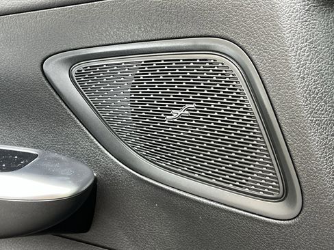 New 2025 Mercedes-Benz C 300 4MATIC Sedan image 34