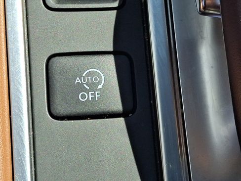 Used 2023 INFINITI QX60 Sensory w/ Vision Package AWD/4WD image 29