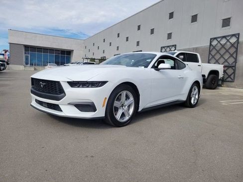 Used 2026 Ford Mustang Coupe RWD image 2