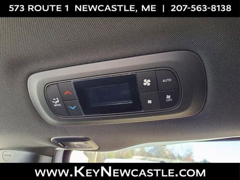 New 2026 Chrysler Pacifica Limited w/ S Appearance Package image 15